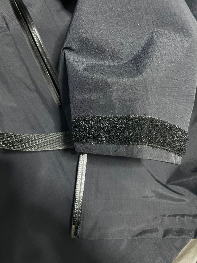 値段交渉受付可【希少廃盤】ARC'TERYX ベータSLジャケット XS 美品