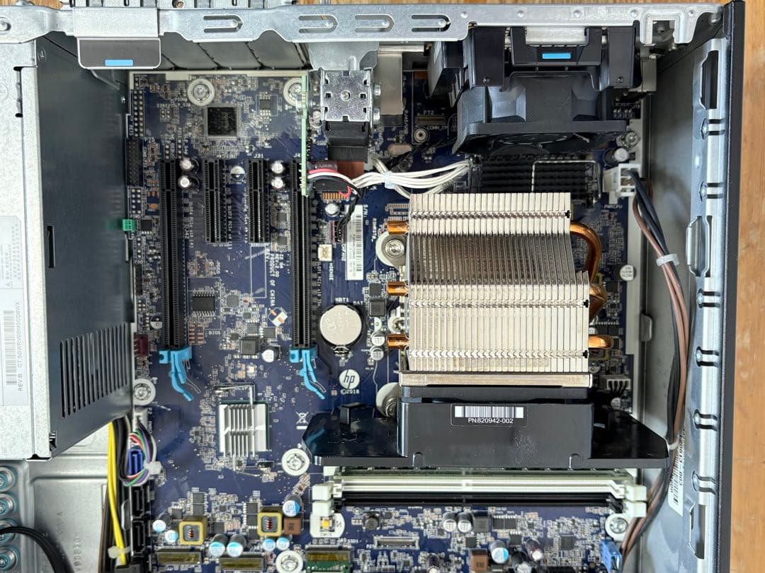 ワークステーション HP Z2 G4 SFF/Xeon/SSD 128GB/DDR4 8GB