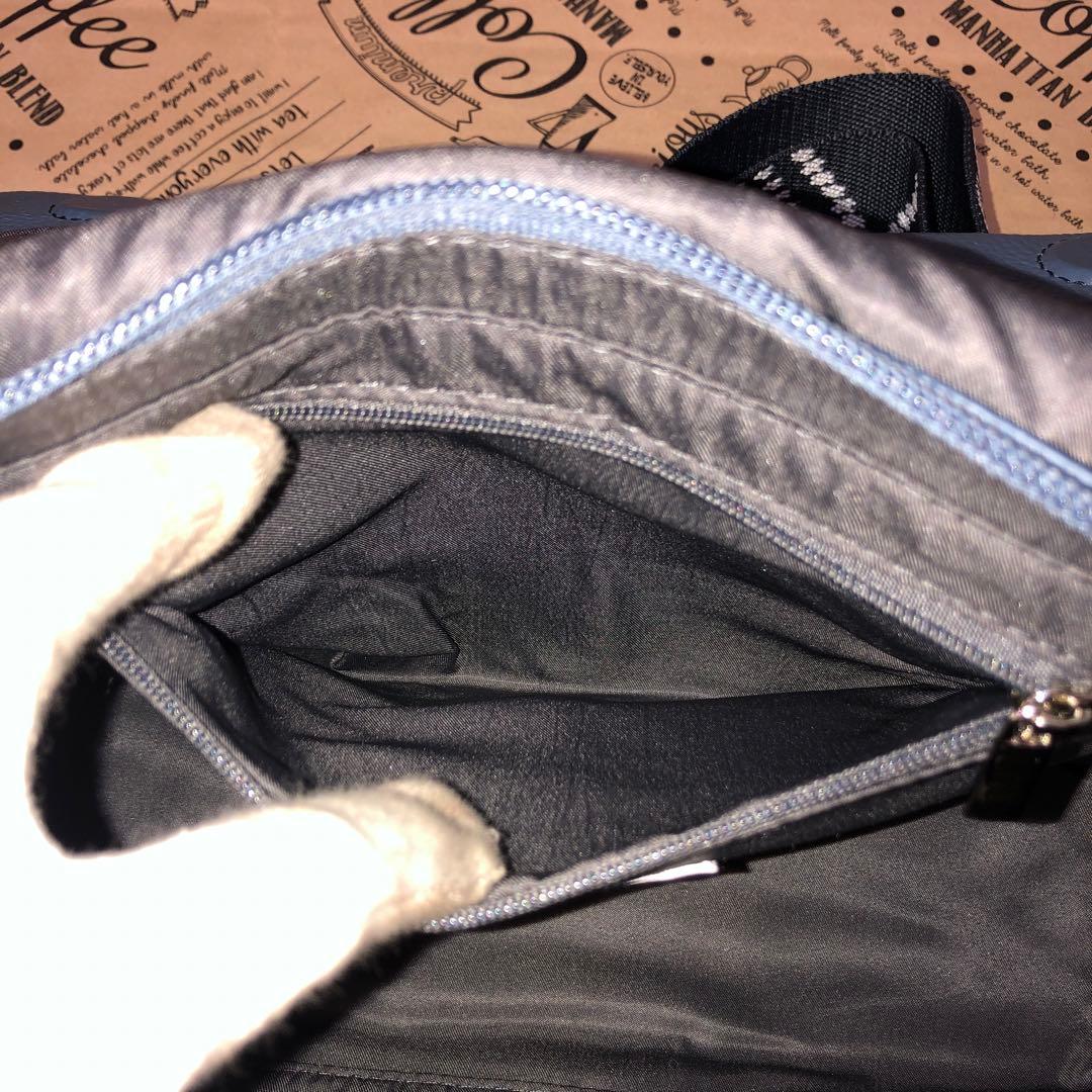 【美品】イアパピヨネ ショルダーバッグ タグ付 レザー ブルー S3030