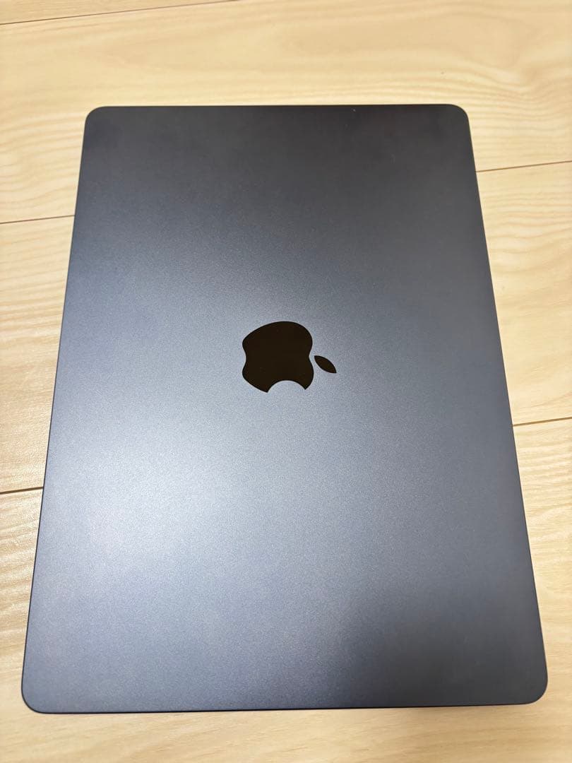 MacBook Air 13.6インチ M2チップ 256GB ミッドナイト