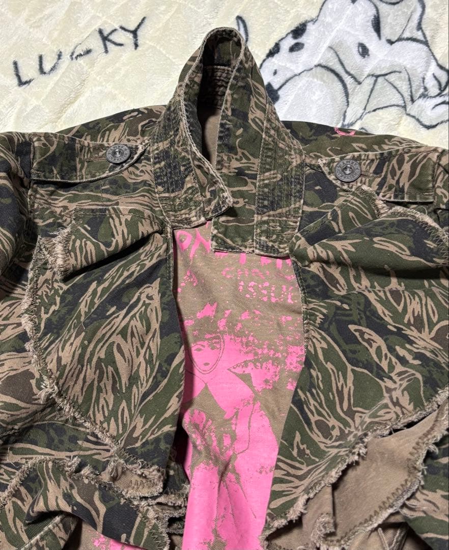 ヒステリックグラマースカルカモフラージュ柄ミリタリージャケット
