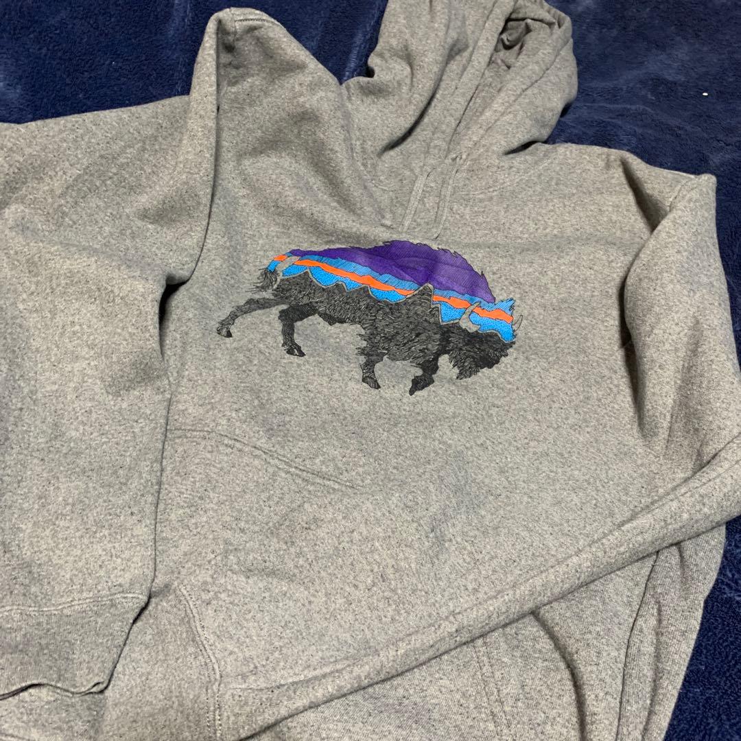 激レア　バック・フォー・グッド・アップライザル・フーディ レギュラー・フィット