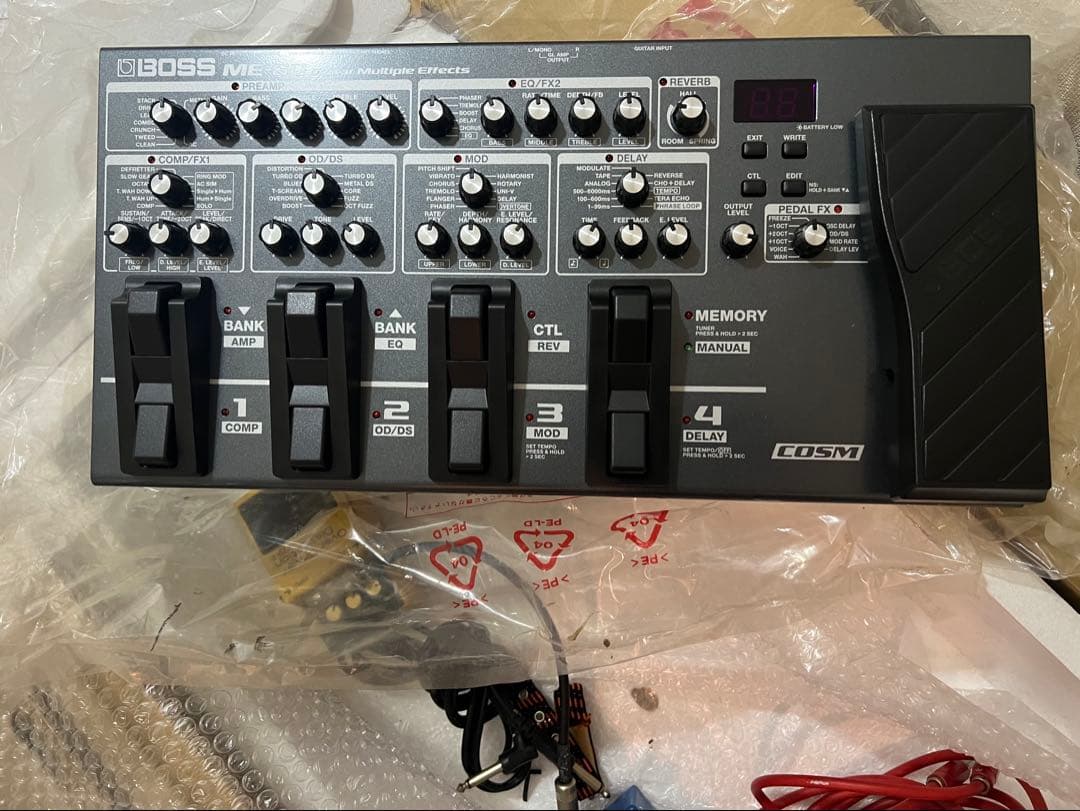 BOSS ME-80ギター用マルチエフェクター