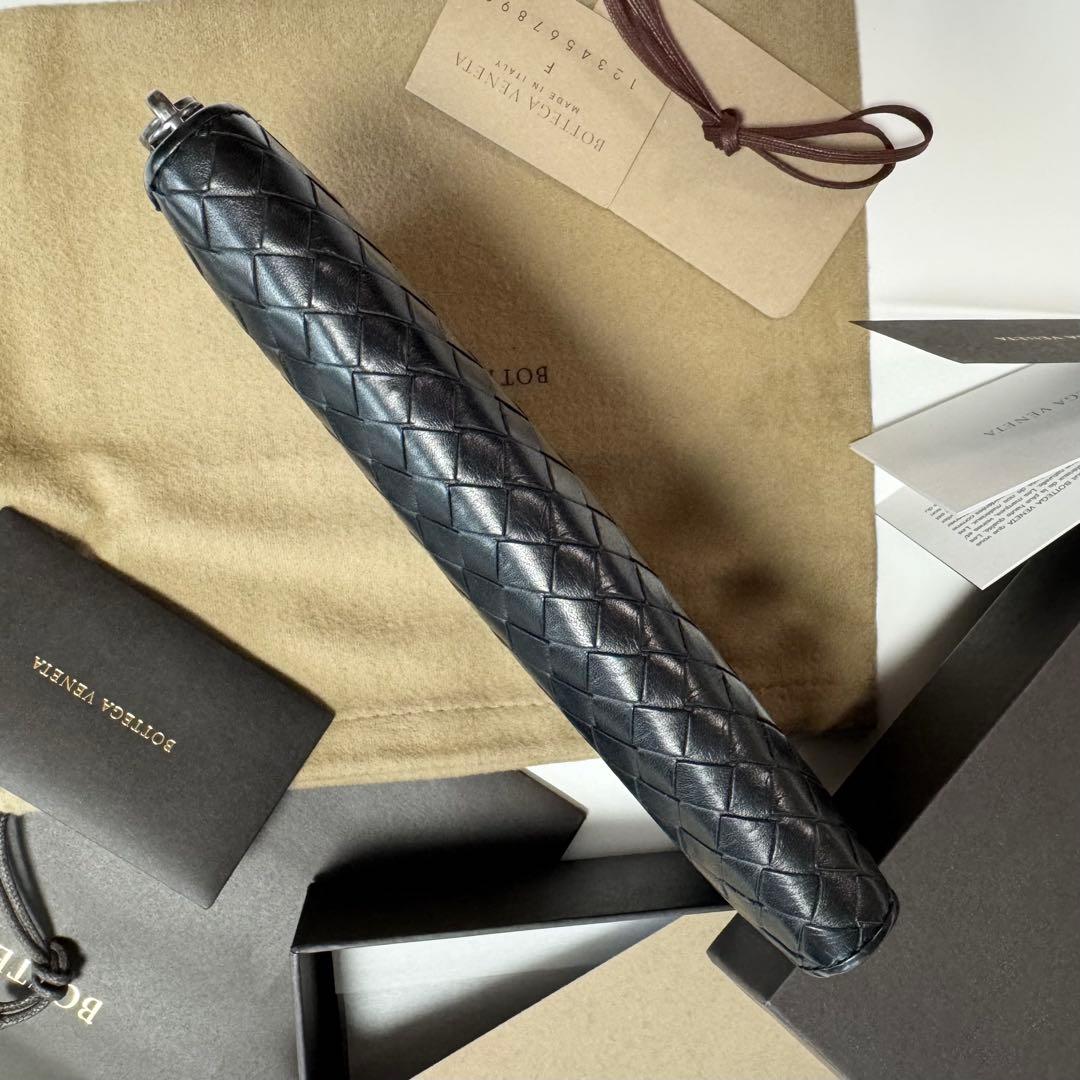 ★美品 値下げ★ボッテガヴェネタ 黒ネロ VNカーフ ラウンドジップウォレット