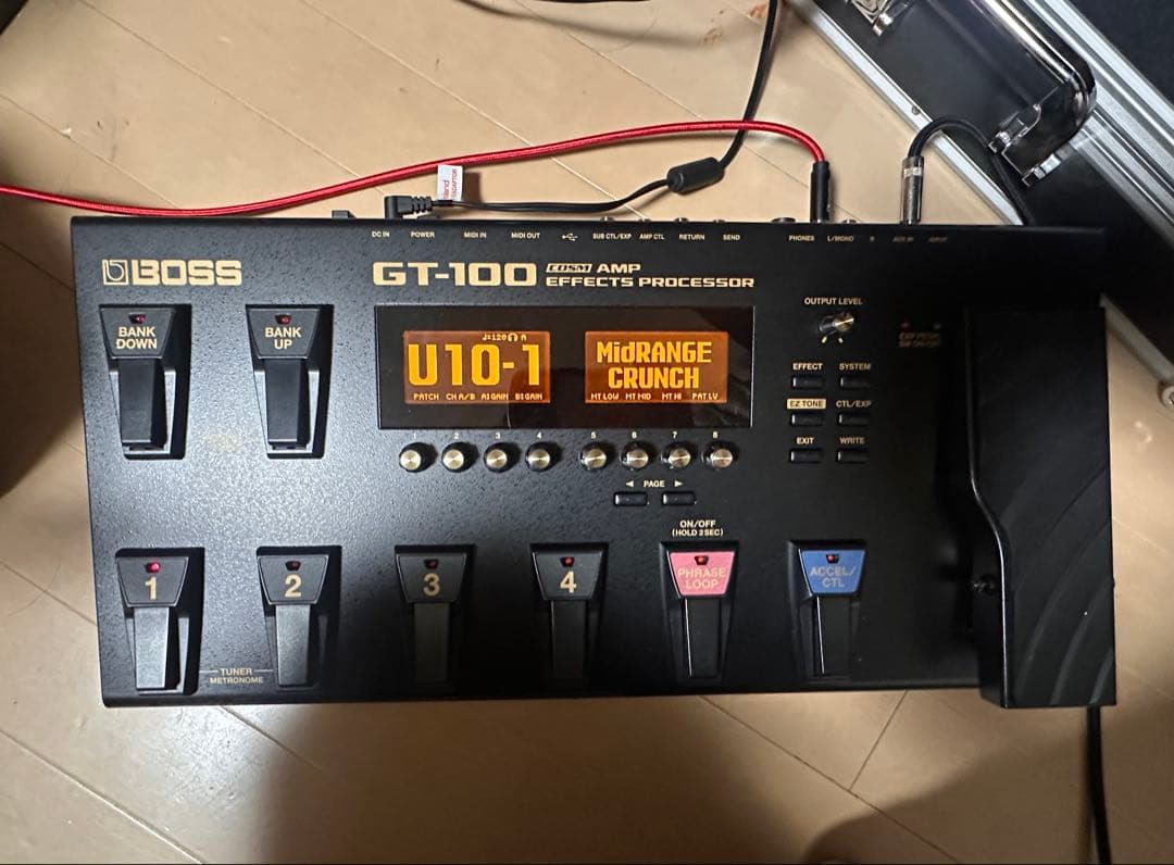 BOSS GT-100 ver. 2 鍵付きハードケース付 最終値下げ