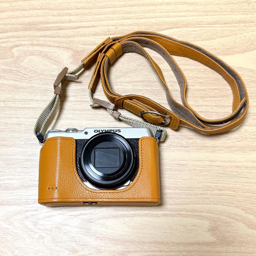 デジタルカメラ OLYMPUS STYLUS SH-3 ボディージャケット付き
