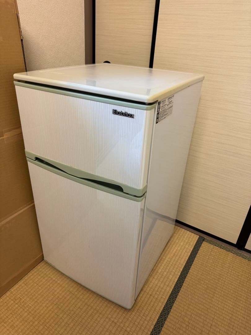 Elabitax 冷蔵庫　ER-106HG