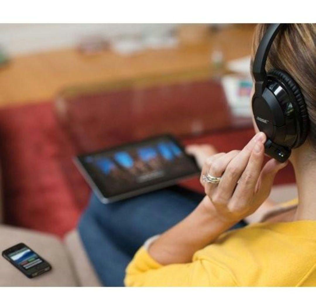 Bose SoundLink around-ear Bluetoothヘッドホン