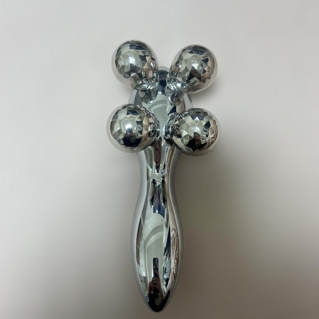 美顔ローラー シルバー 4ボールデザイン