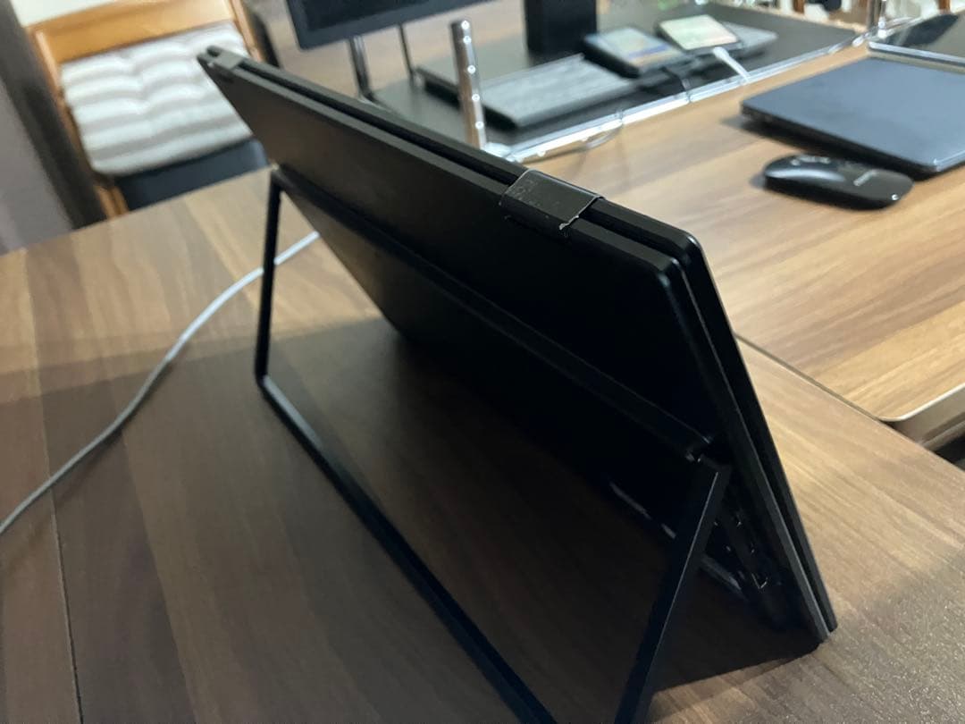 InnoView デュアルスクリーン モバイルモニター 15.6インチ x 2