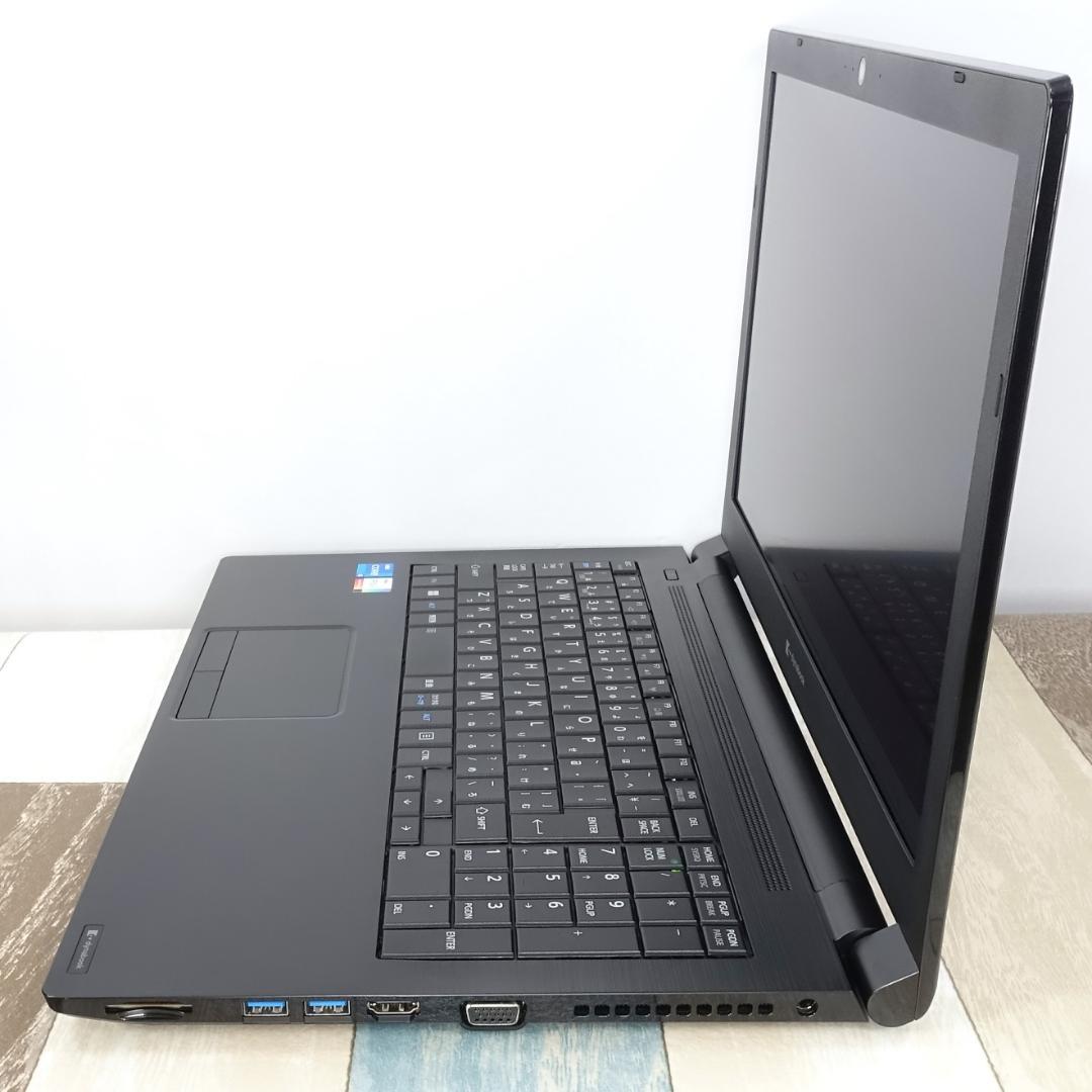 極美品で神速の２０２１年モデル✨１１世代コアｉ５に超高速ＳＳＤ＆大容量メモリ搭載