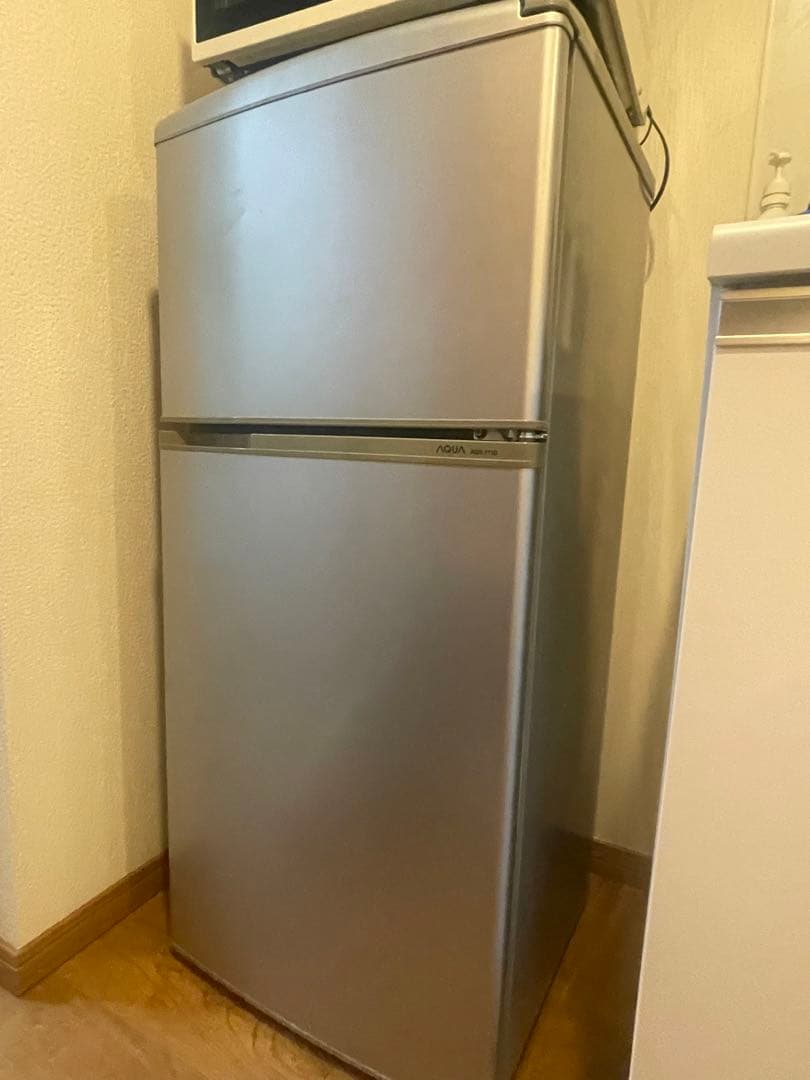 冷凍冷蔵庫　109L AQUA AQR-111D