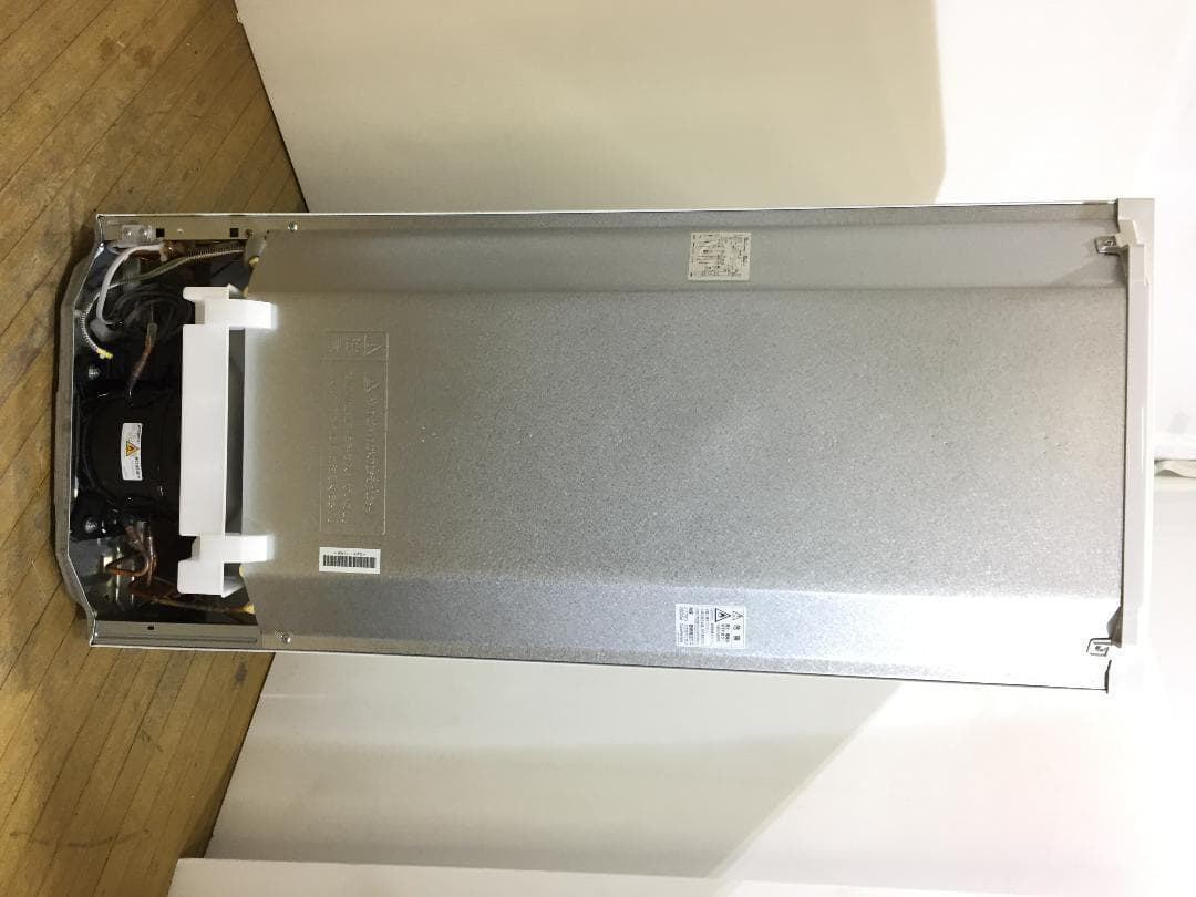 送料無料★2017◆中古★SHARP 137L 冷蔵庫【SJ-D14C-W】