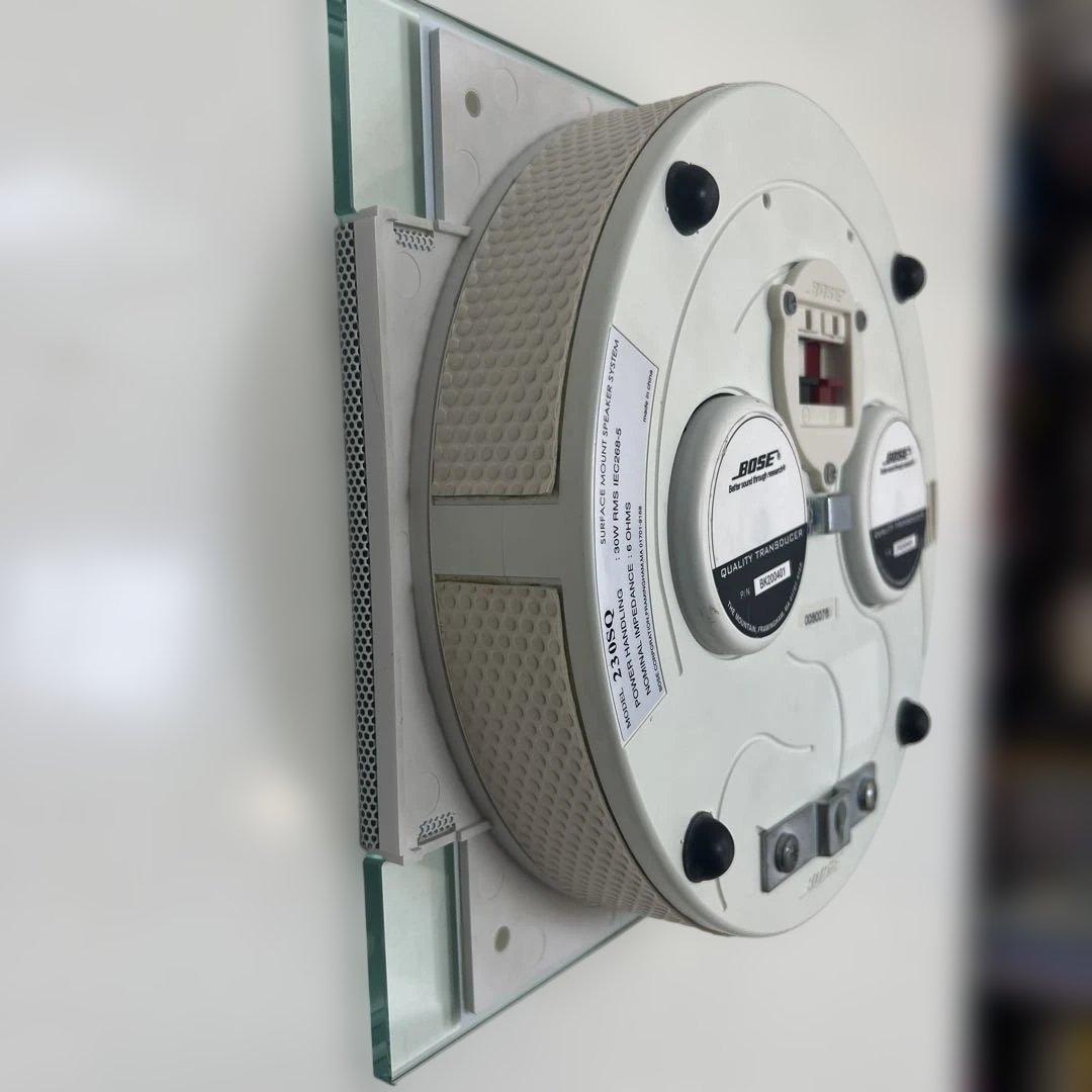 【美品】BOSE 薄型壁掛けスピーカー 230SQ ボーズ ウォールスピーカー