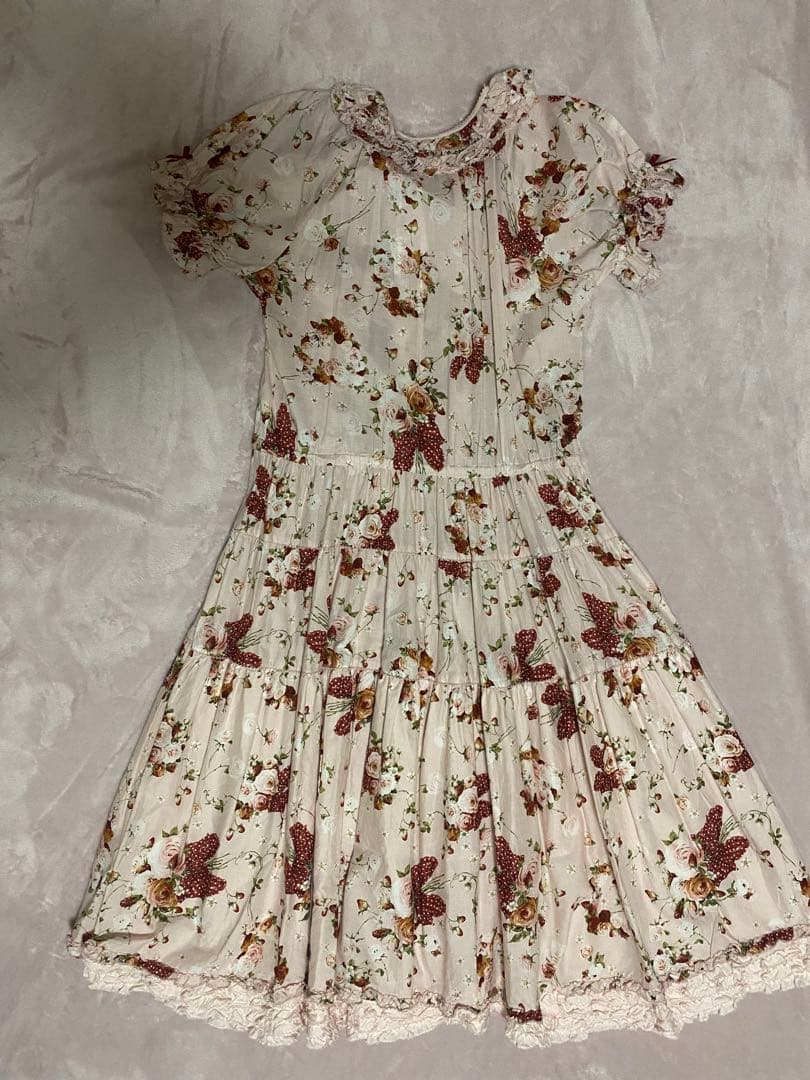 リボンブーケ柄ワンピース