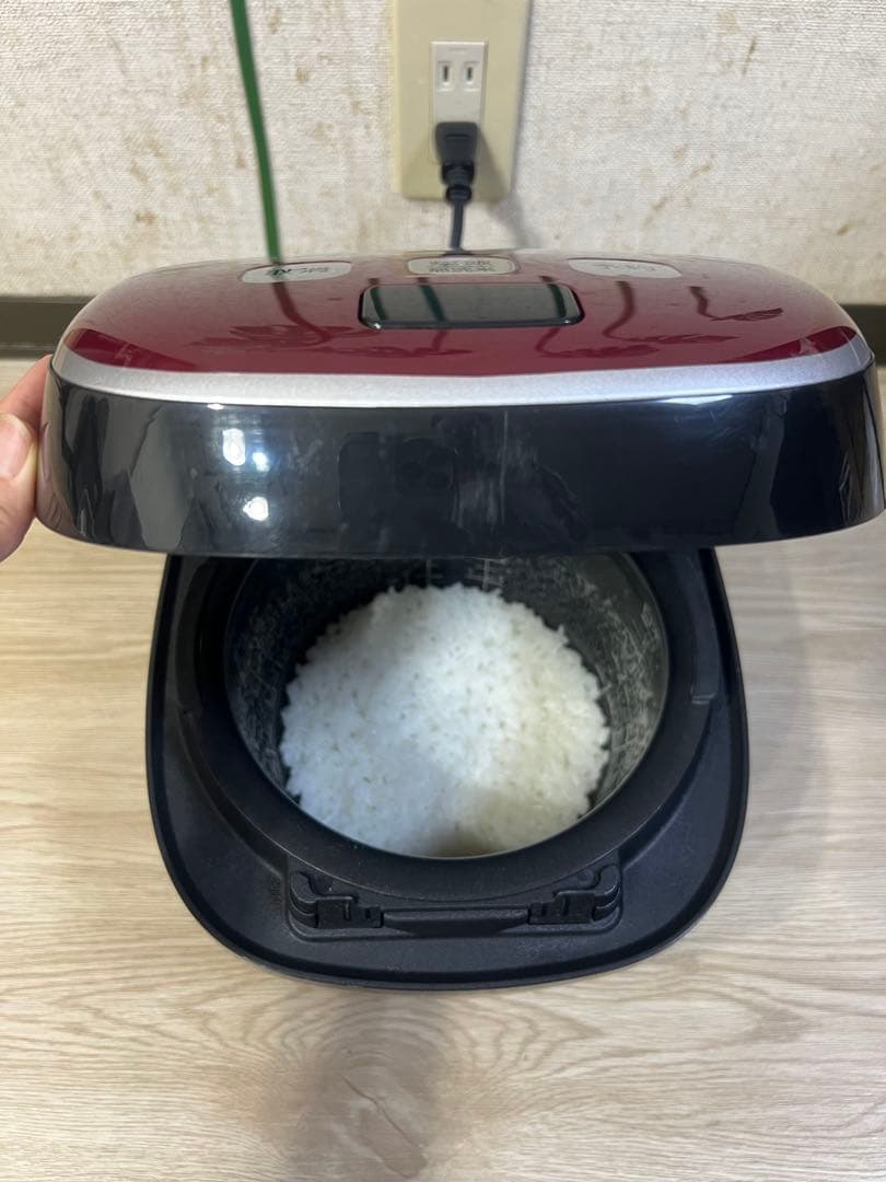 TIGER◆炊飯器 JPI-SC 圧力IH/炊きたて/5.5合/ブラック/黒/