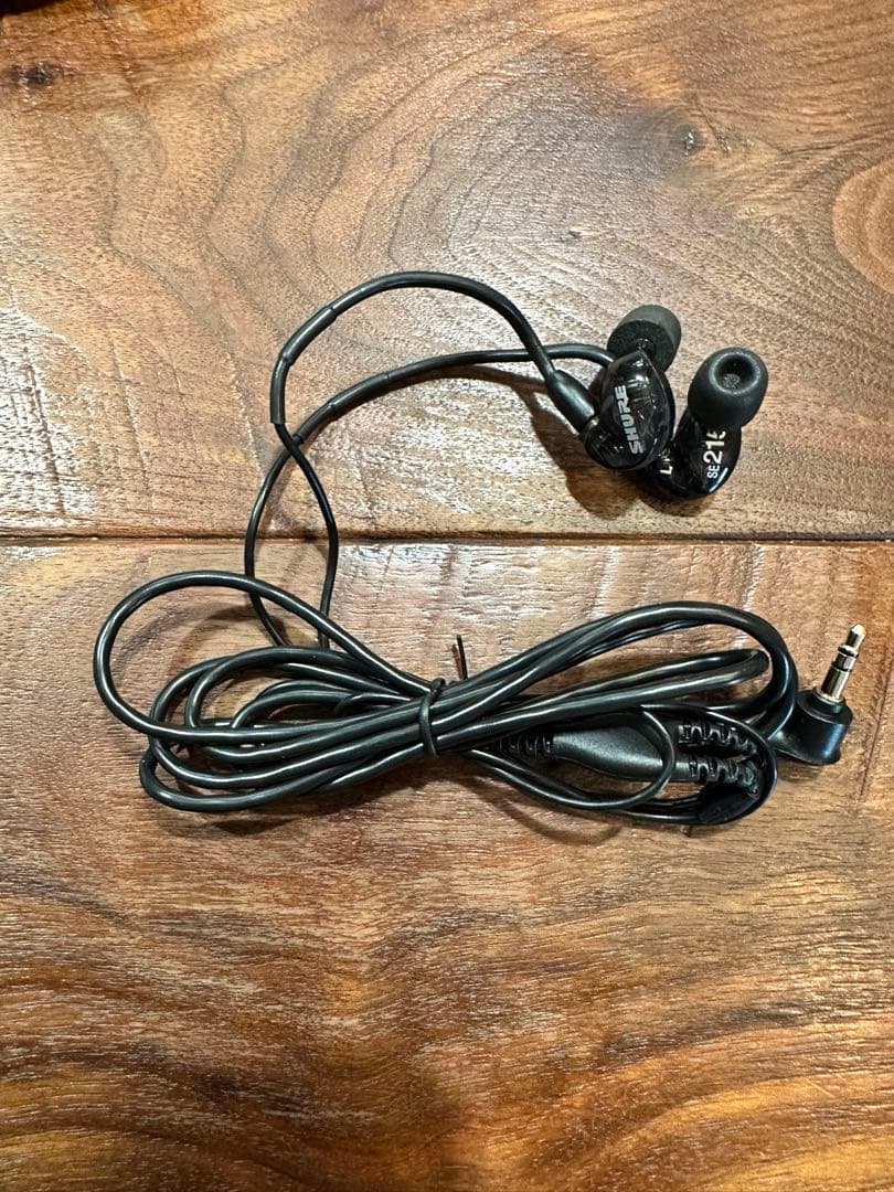 SHURE SE215 音隔離イヤフォン 3.5mmジャック