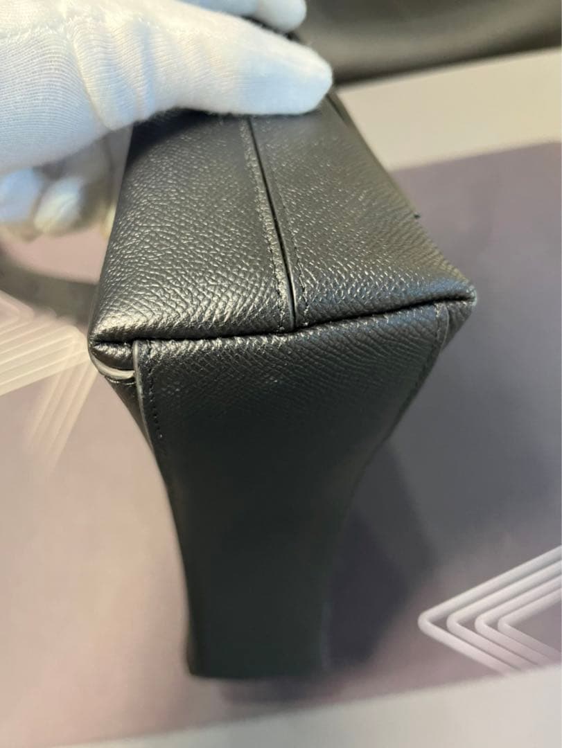 バレンシアガ　downtown メッセンジャー　24SS バッグ