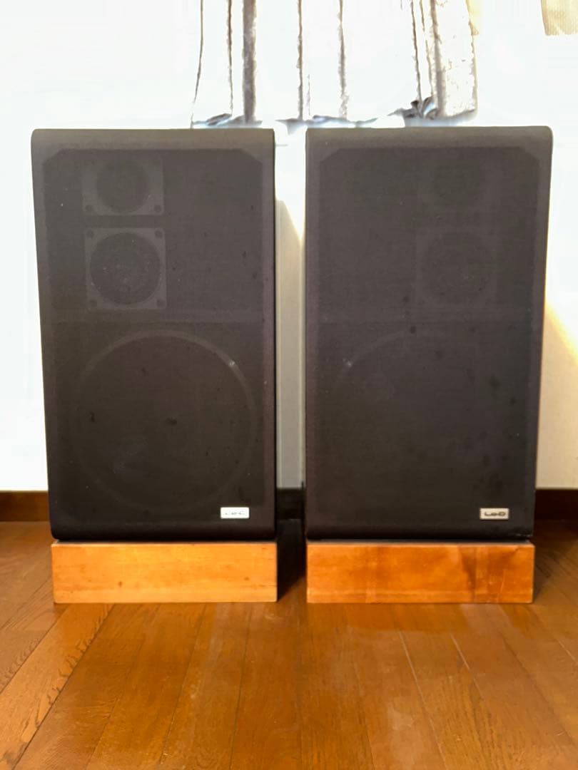 Lo-D HS430フロア型スピーカー