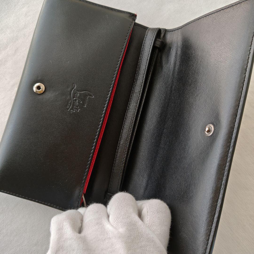 クリスチャンルブタン スタッズ マカロン フラップ 長財布 ブラック