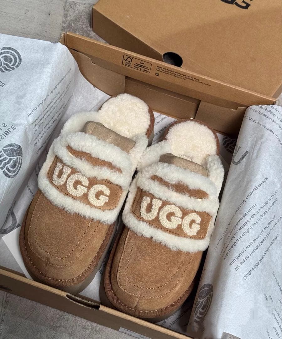 UGG ディスケット スリッポン 冬用 ムートンブーツ 厚底 23cm