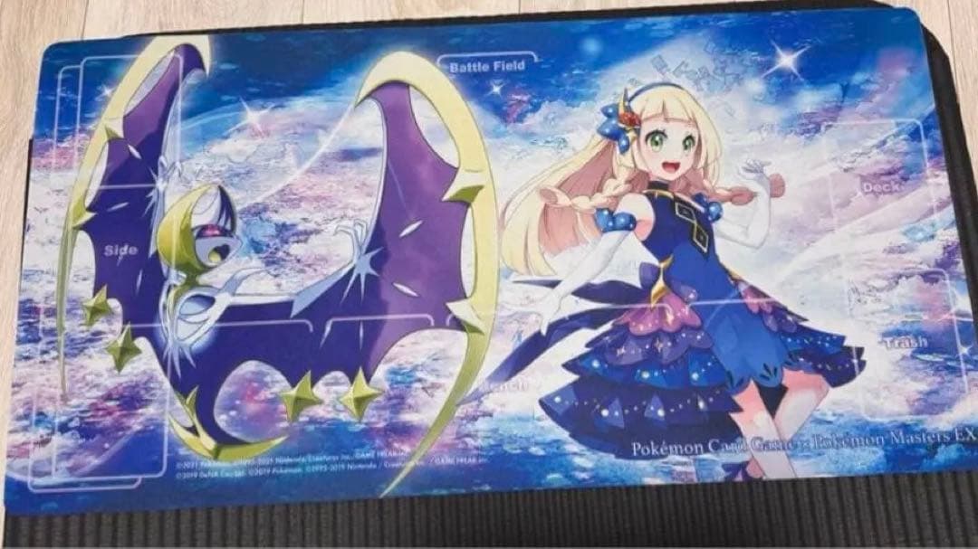 ポケモン プレイマット リーリエ