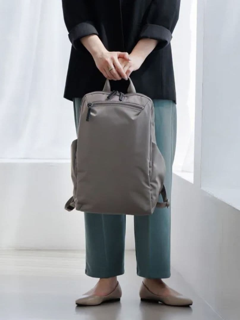 ACE　ルフィラ　A4 　リュック　グレージュ