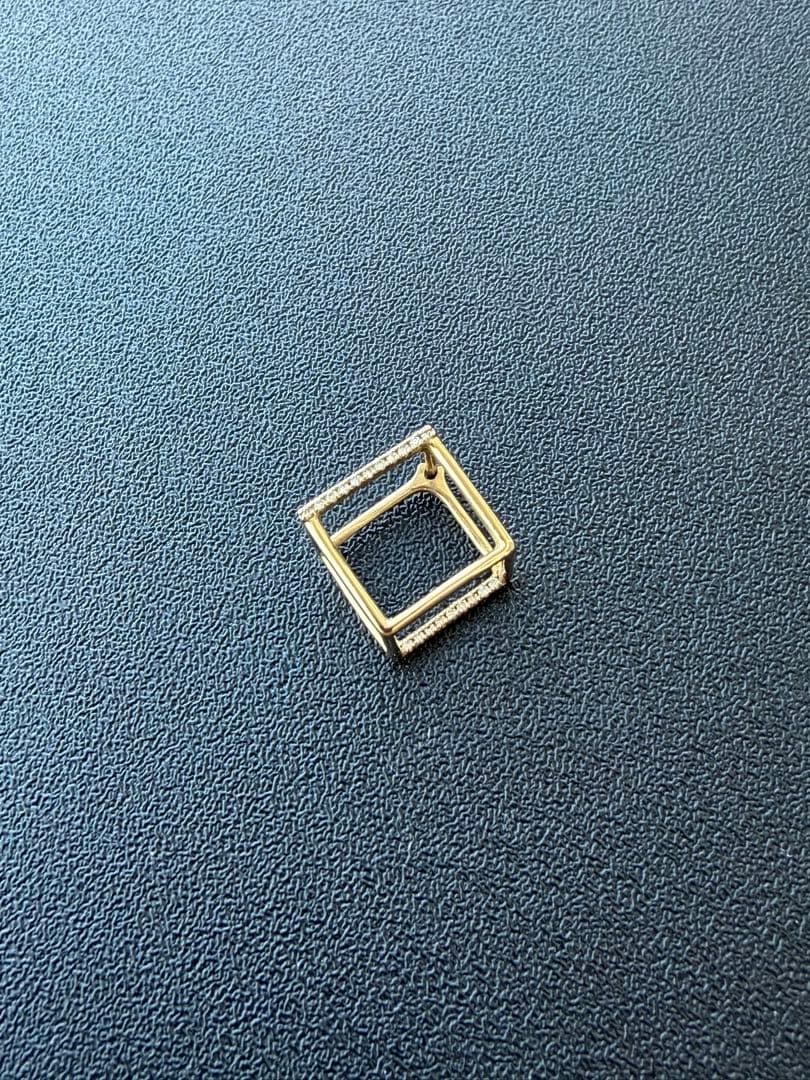 アクセサリー SHIHARA Diamond Square Pierce 10 (01)