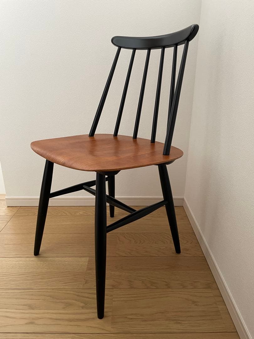 イルマリ タピオヴァーラ　ファネットチェア