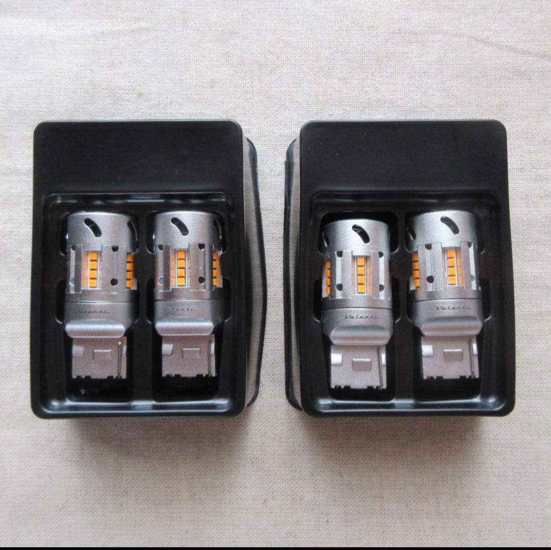 Valenti ジュエルLEDウィンカーバルブ　抵抗不要　T20