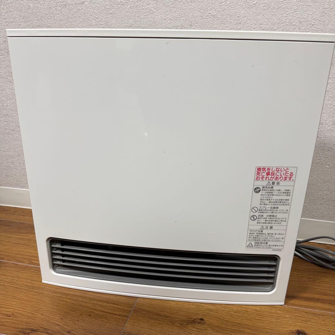 【美品】2023年製ノーリツ ガスファンヒーター GFH-4007S-W5