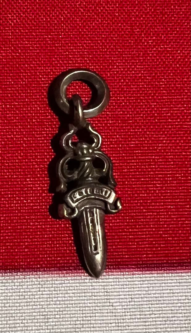 クロムハーツ　剣型ペンダント シルバー