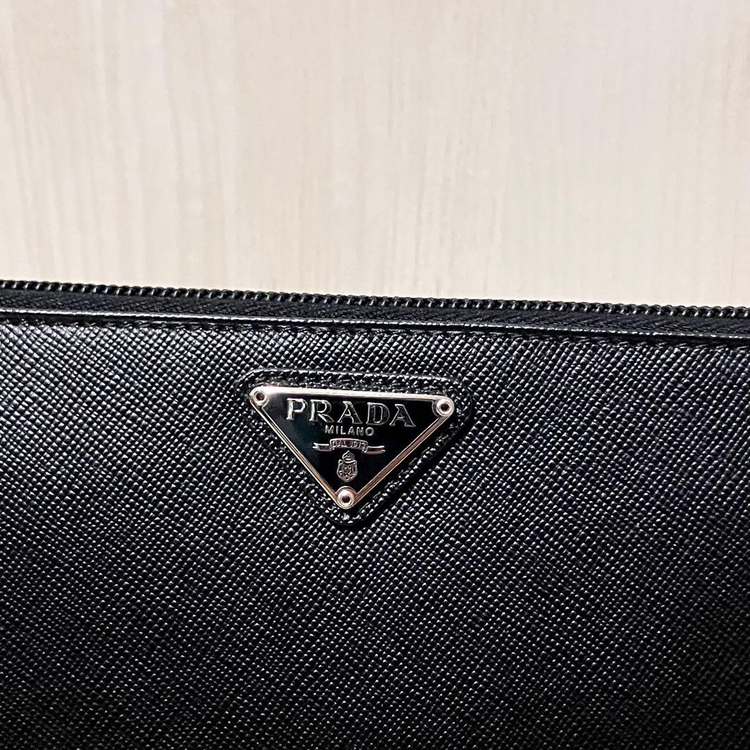 専用！プラダ［長財布］ラウンドジップ　サフイアーノ　ブラック　トライアングル