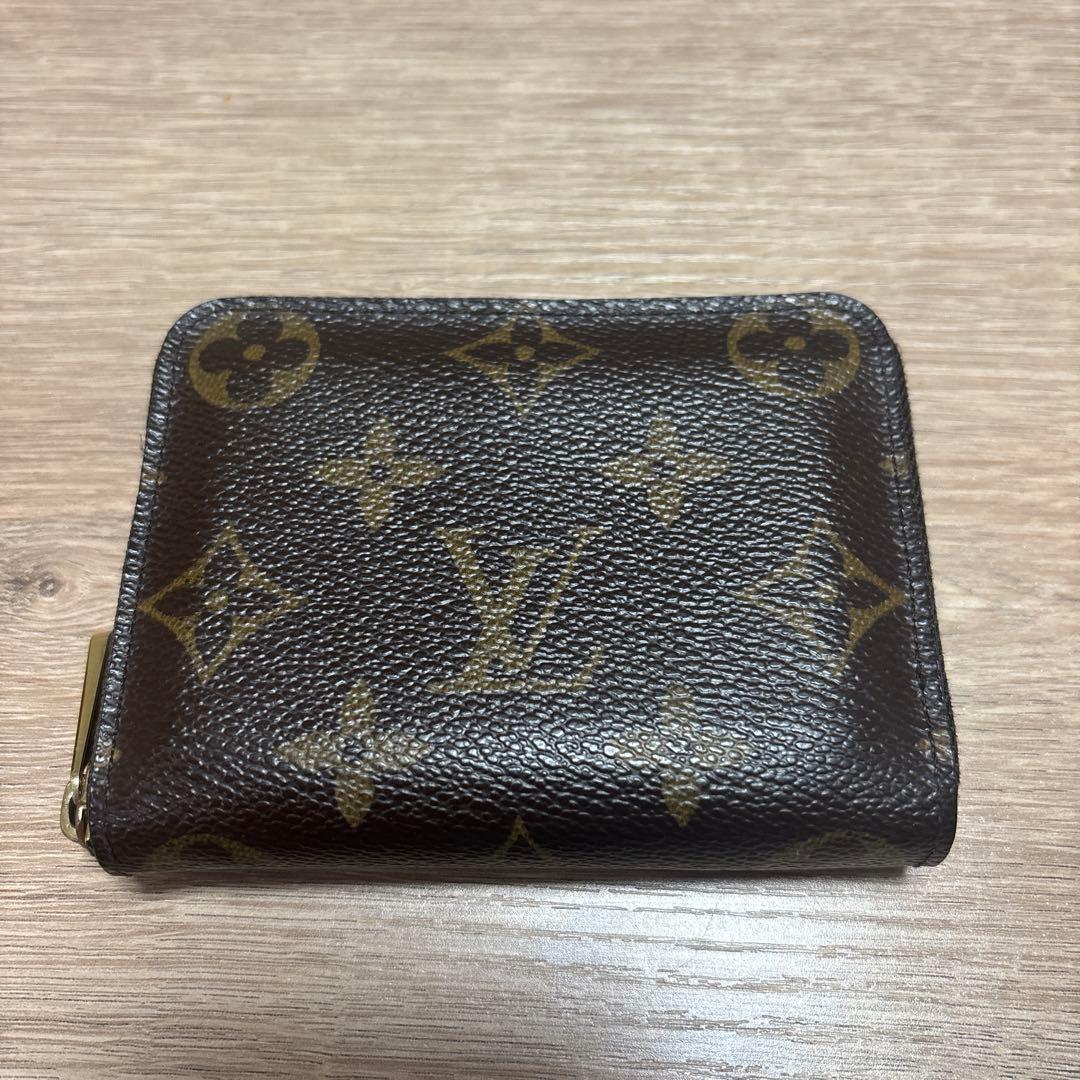 LOUISVUITTON ジッピー・ パース