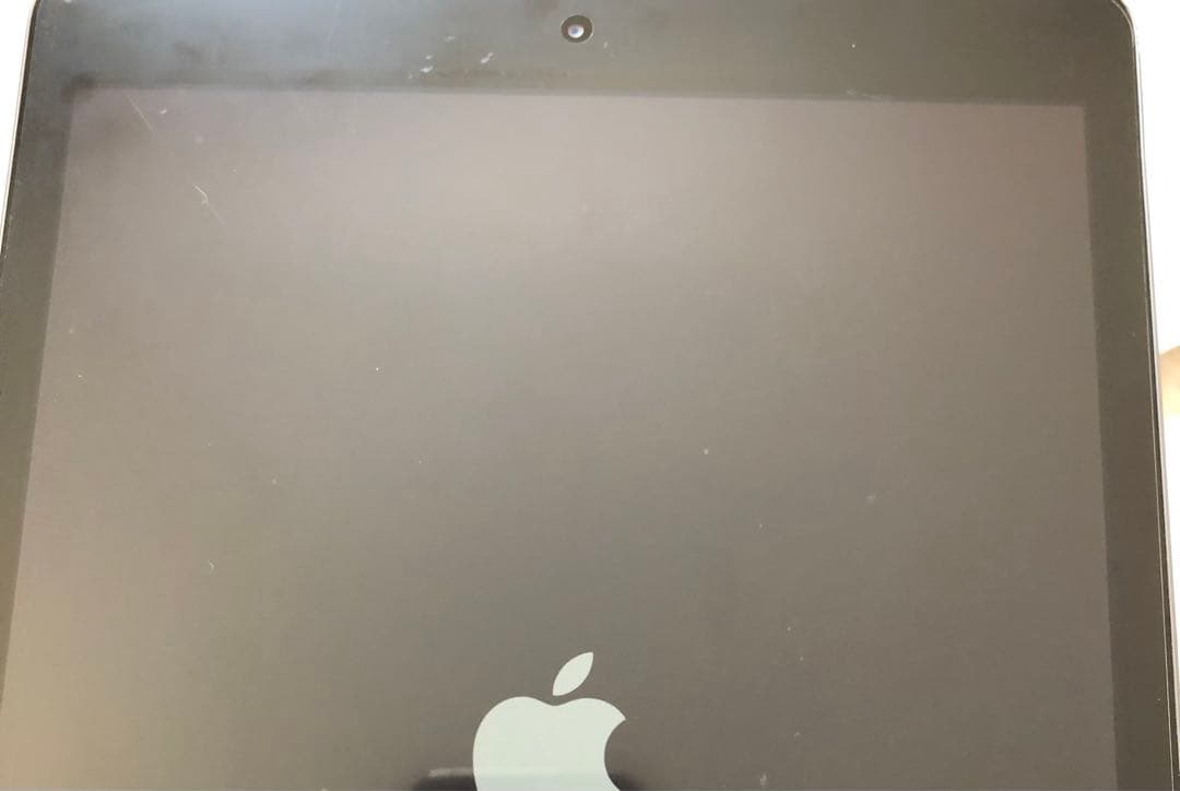 【1台限定価格】iPad 第8世代 32GB 【すぐ発送】【付属品】