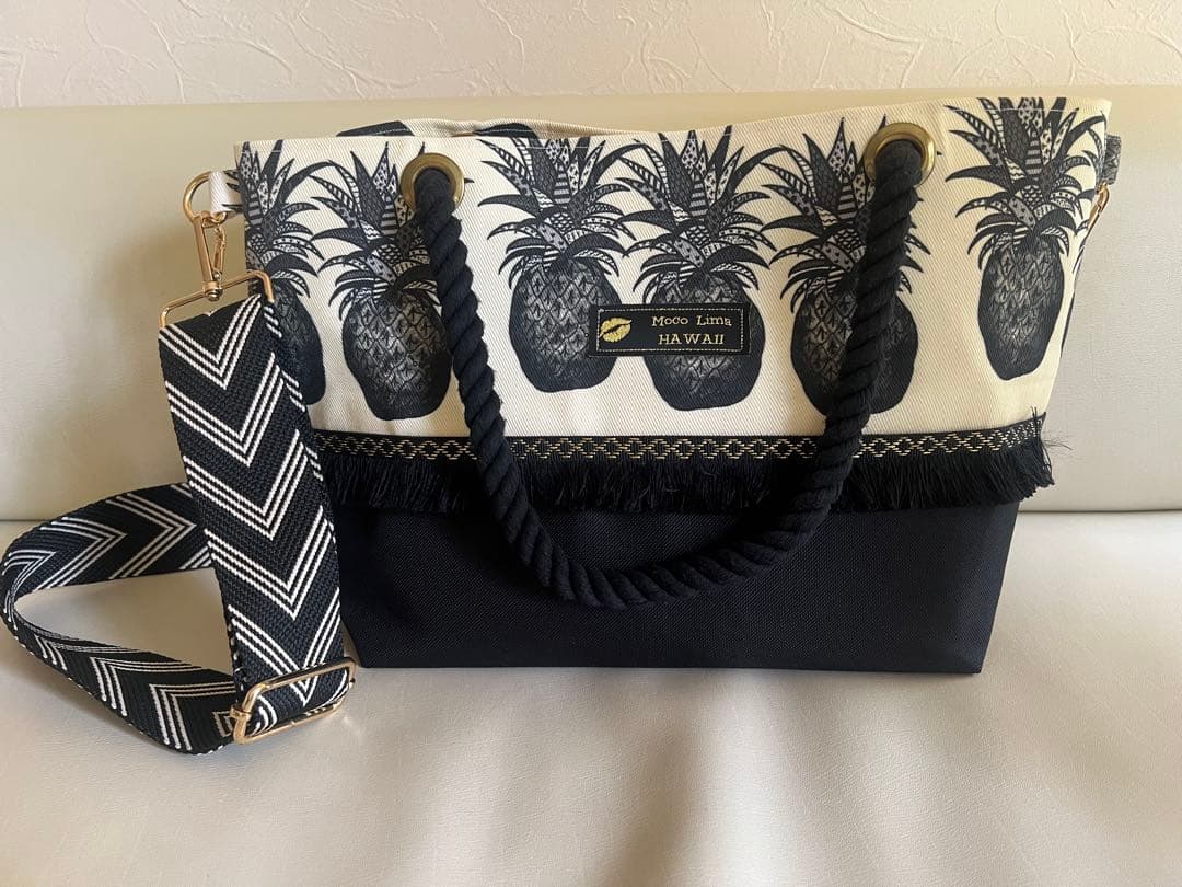 Mocolima Hawaii モコリマハワイ ブラックパイントートバッグ