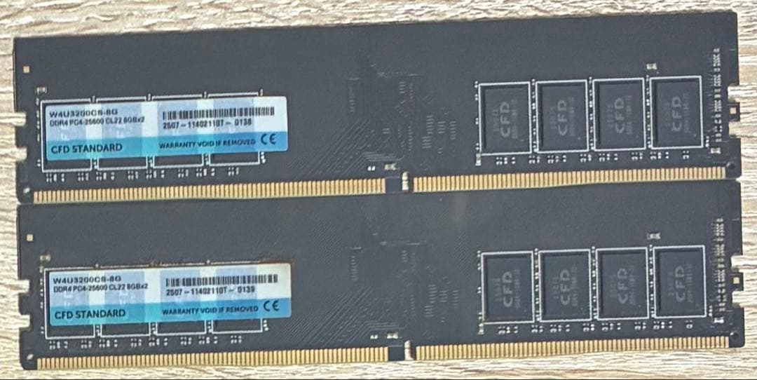 【中古】DDR4-3200 16GB(8GB×2枚) CFD