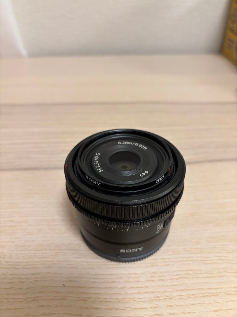 美品　SONY FE 40mm F2.5 G レンズ 保護フィルター付き