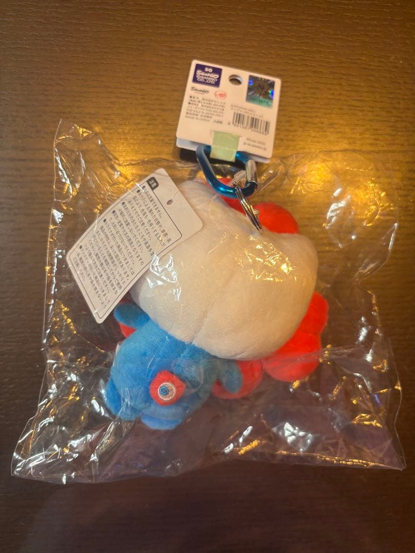 万博会場限定 希少完売品 サンリオ キティ&ミャクミャクコラボキーホルダー新品