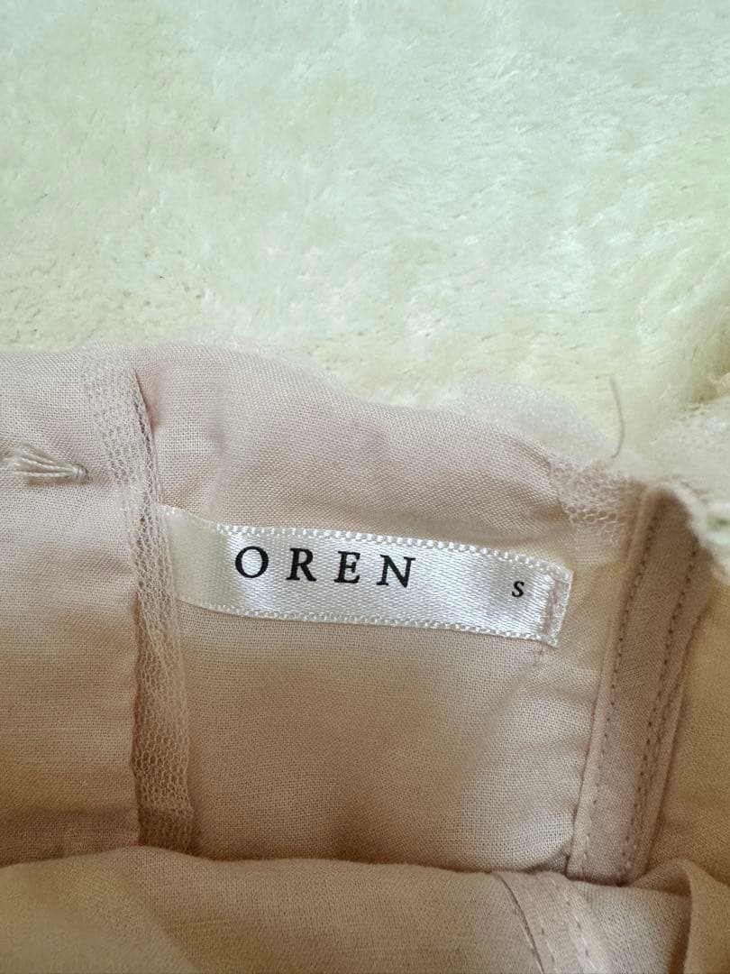 orenピンク 花柄刺繍ロンパースS