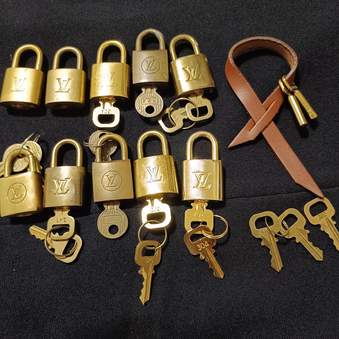 ルイヴィトン LOUIS VUITTON カデナ 南京錠　まとめ売り　セット