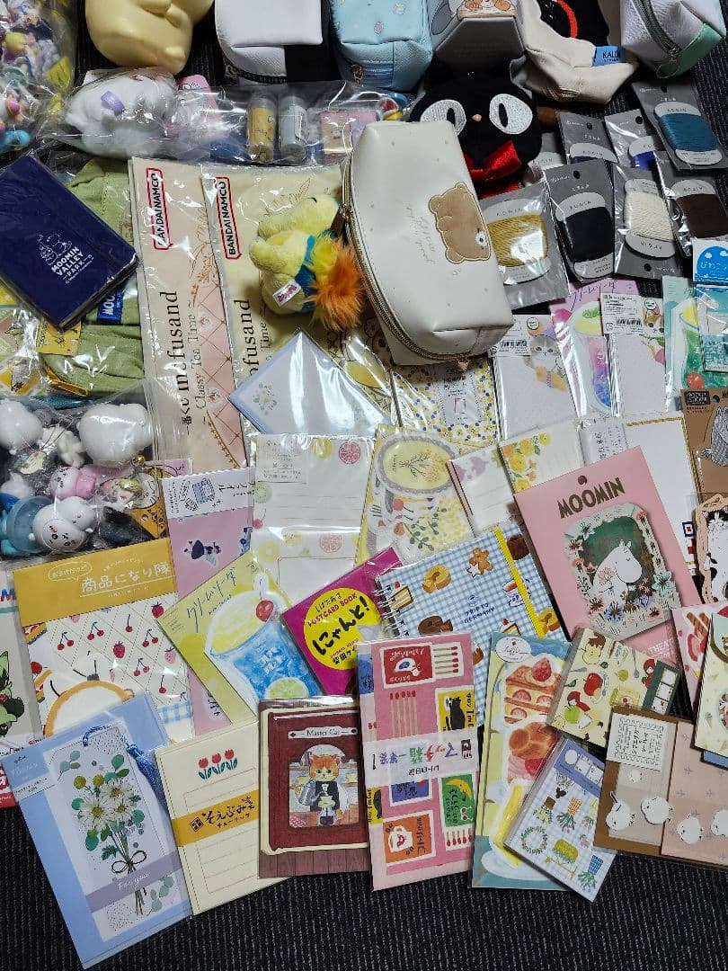 し*ー様 ポケモン　ちいかわ　サンリオ　メモ帳　筆箱　糸　すみっコぐらし　まとめ