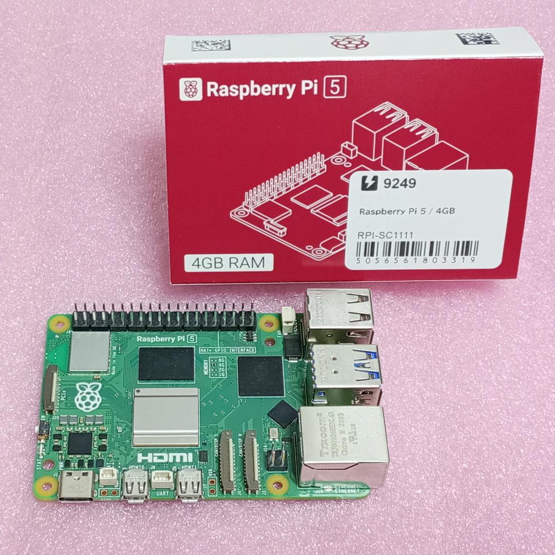 新品同様 Raspberry Pi 5 4GB RAM ラズベリーパイ本体