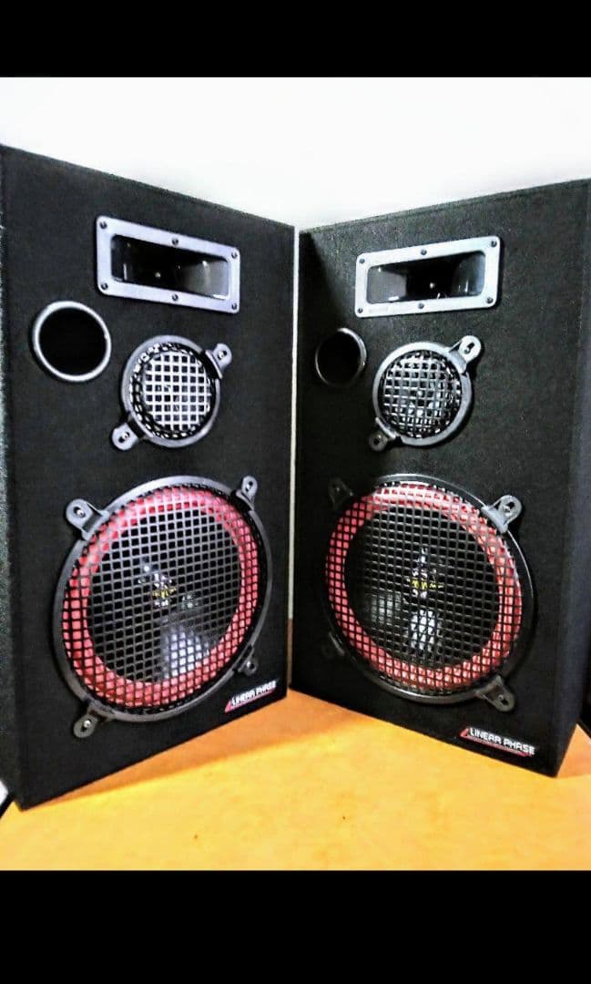 LINEAR PHASE 8812。 アメリカ製のスピーカー