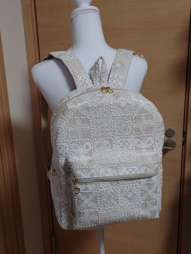 forest tile light beige　ミナペルホネン　リュック