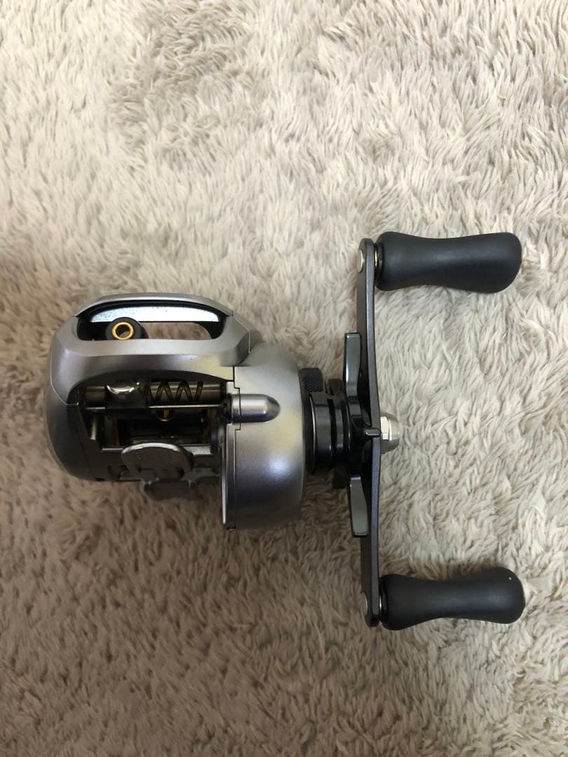 超美品　希少　シマノ 09 アルデバラン MG 左ハンドル　機関良好