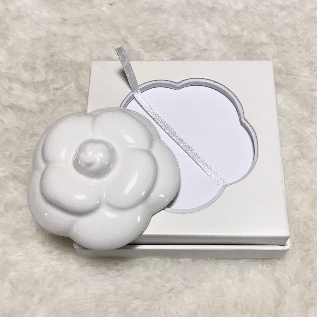 【シャネル4点セット】ボックス、アロマストーン、メイクブラシケース、ネイルケア