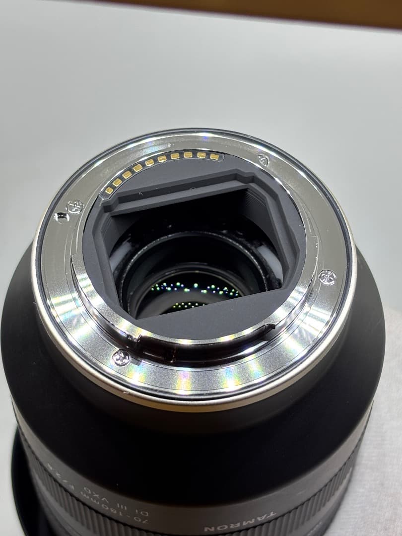 【ほぼ未使用】TAMRON 70-180mm F/2.8 Di III VXD