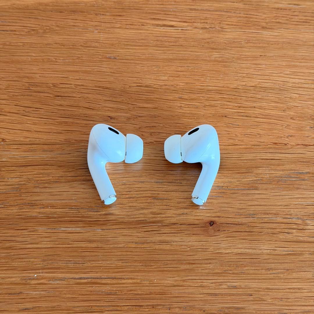 【美品】Apple AirPods Pro 2 本体 ホワイト 付属品付き