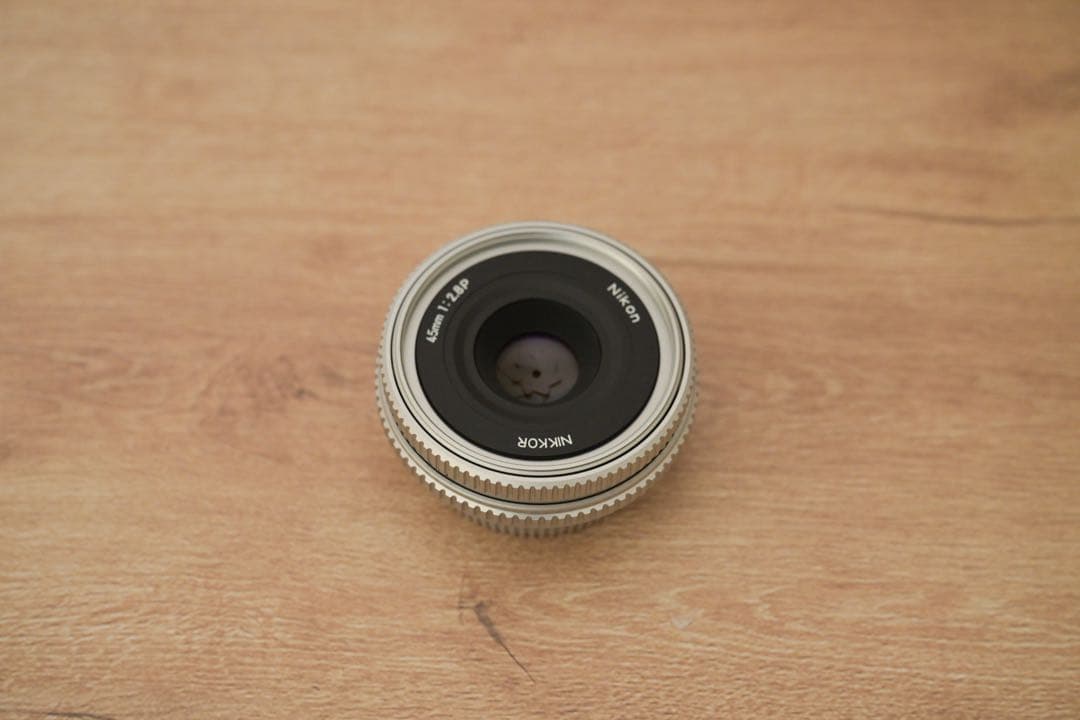 Nikon Ai Nikkor 45mm F2.8P シルバー（付属品あり）